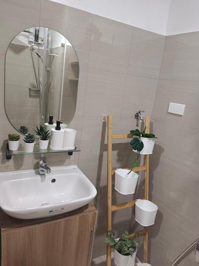 Resort Style Condo Walkable To Mall Of Asia Pasay Exterior photo